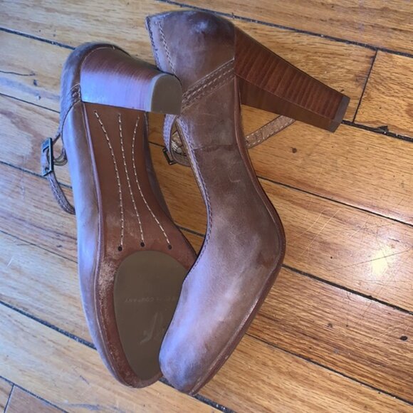 FRYE mary Jane strap slate. Good but we’ll worn condition - Picture 6 of 7